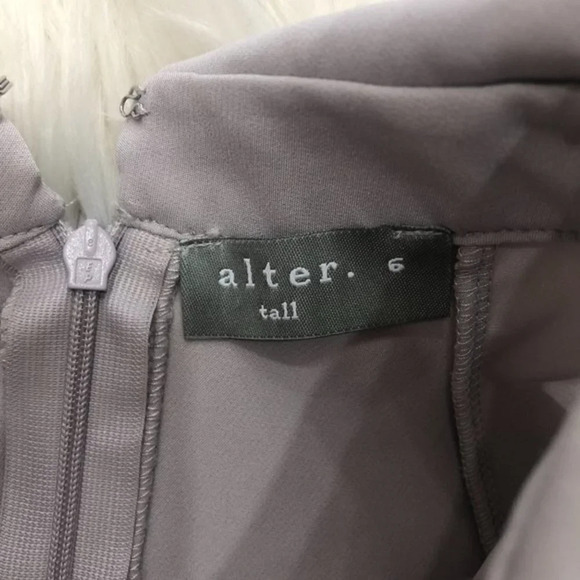 Alter. Collared Short Sleeve Romper Gray 6 Tall - Picture 4 of 4